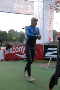 Challenge Roth 2010 - Nach dem Schwimmen wieder an Land